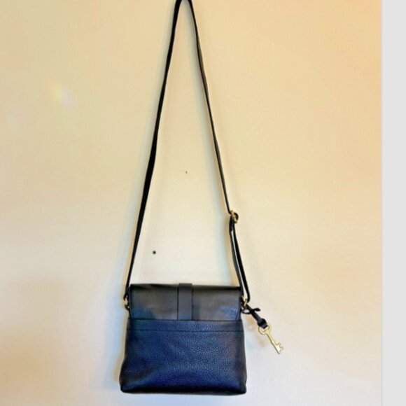 Fossil Kinley Small Black Fold Over Leather Crossbody Bag Black Pebbled Leather - Picture 4 of 16